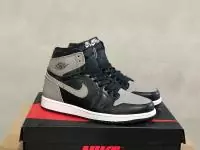 chaussures air jordan 1 mid de gray noir